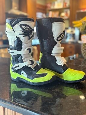 Alpinestars Black Youth Tech 3s Boot Interior Tag